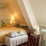 Hvedholm Slotshotel 福堡
