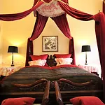 Hvedholm Slotshotel 福堡
