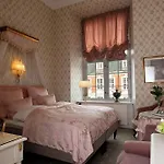Hvedholm Slotshotel 4* 福堡