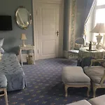 Hvedholm Slotshotel 4*