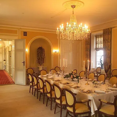 Hvedholm Slotshotel 4* Fåborg