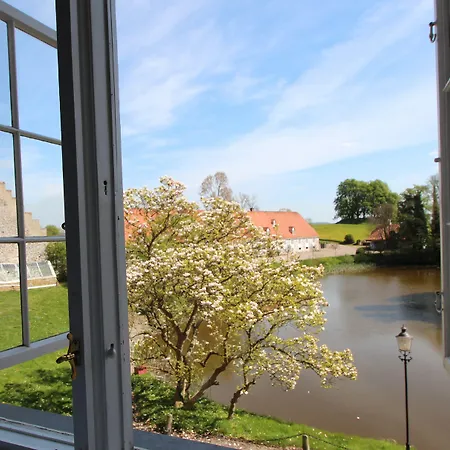 Hvedholm Slotshotel 4* Faaborg