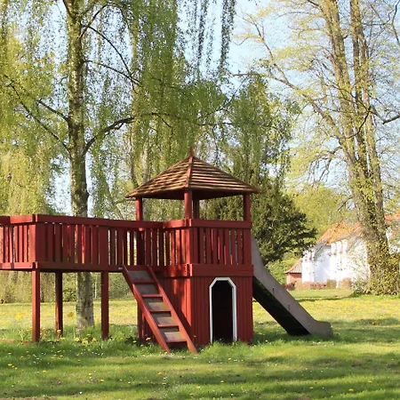 Hvedholm Slotshotel Отель Фоборг