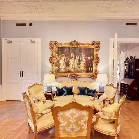 Отель Hvedholm Slotshotel 4*