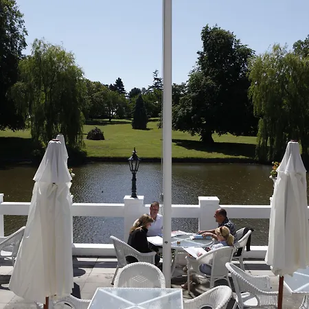 Hvedholm Slotshotel Hotel Faaborg