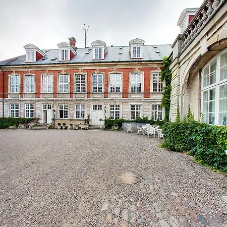Hvedholm Slotshotel Отель 4*