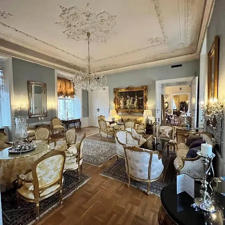 Hotel Hvedholm Slotshotel 4*