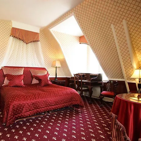 Hotel Hvedholm Slotshotel