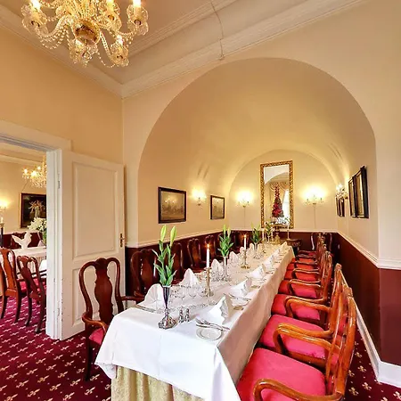 Hvedholm Slotshotel Hotel Fåborg