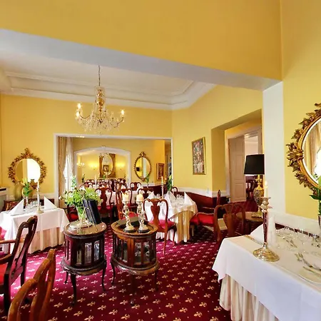 Hvedholm Slotshotel 4* Fåborg
