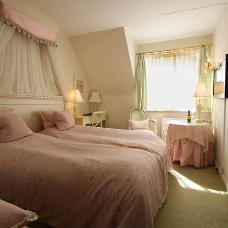 Hotel Hvedholm Slotshotel