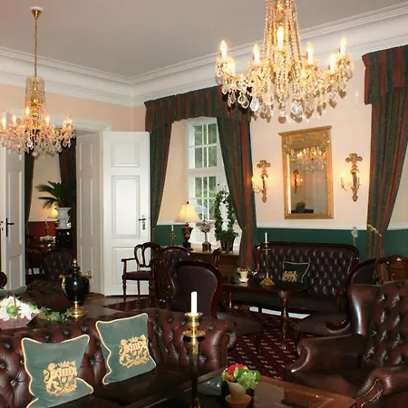 Hvedholm Slotshotel Hotel