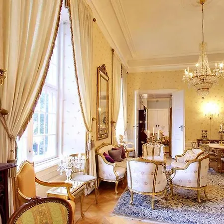 Hvedholm Slotshotel 4*