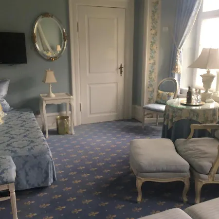 Hvedholm Slotshotel 4*