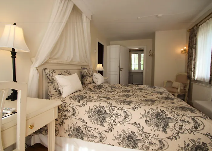 Hotel Hvedholm Slotshotel Faaborg