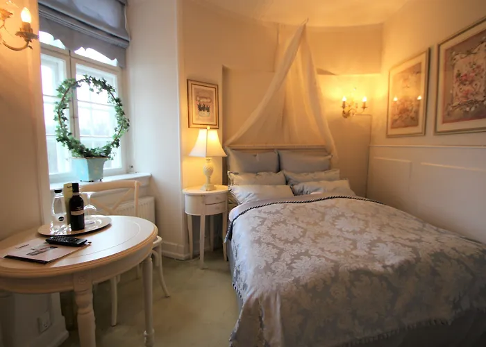 Hotel Hvedholm Slotshotel