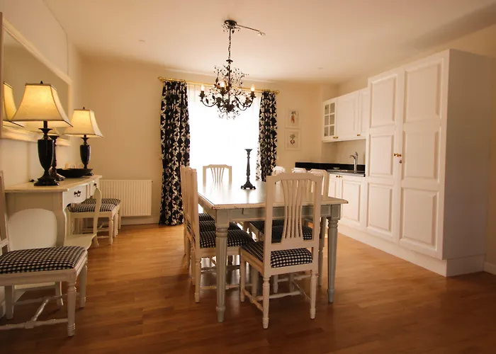 Hvedholm Slotshotel Hotel Faaborg