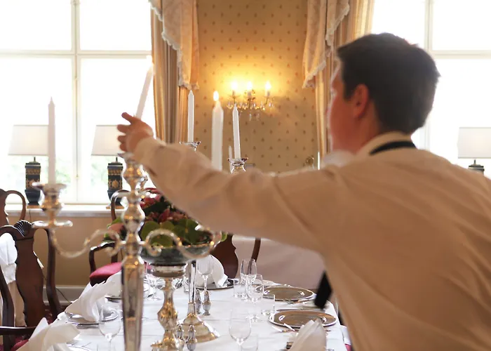 Hotel Hvedholm Slotshotel