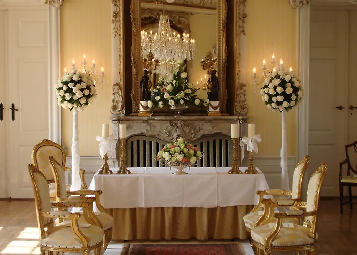 Hvedholm Slotshotel 4*