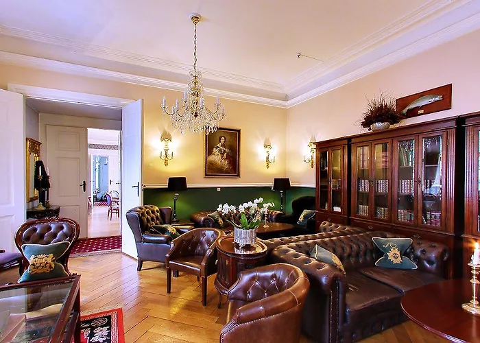 Hvedholm Slotshotel 4*