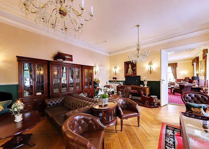 Hotel Hvedholm Slotshotel Faaborg