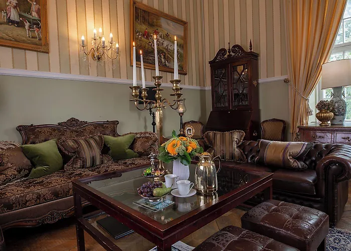 Hotel Hvedholm Slotshotel