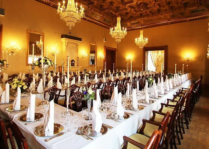 Hvedholm Slotshotel Hotel 4*