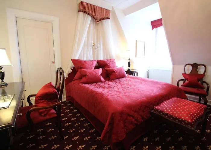 Hvedholm Slotshotel 4*